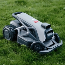 AIRSEEKERS TRON Robotic Lawn Mower  RTK   VIO   3D Vision Navigation  15Ah Battery  200m²/h Efficiency  300mm Cutting Width  3