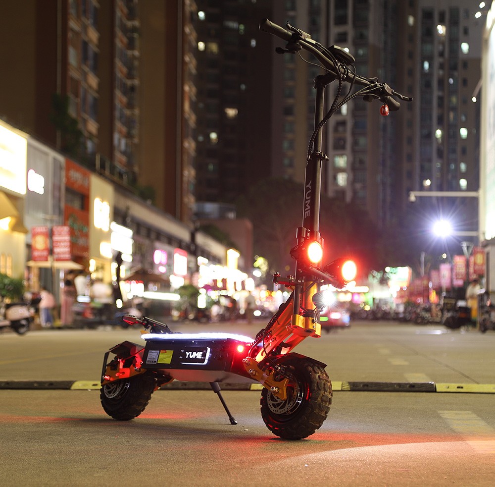 YUME X11 Electric Scooter 3000W*2 Motor 60V 27Ah Battery 11-inch Off-road Fat Tires 80km/h Max Speed 90km Max Range EBS