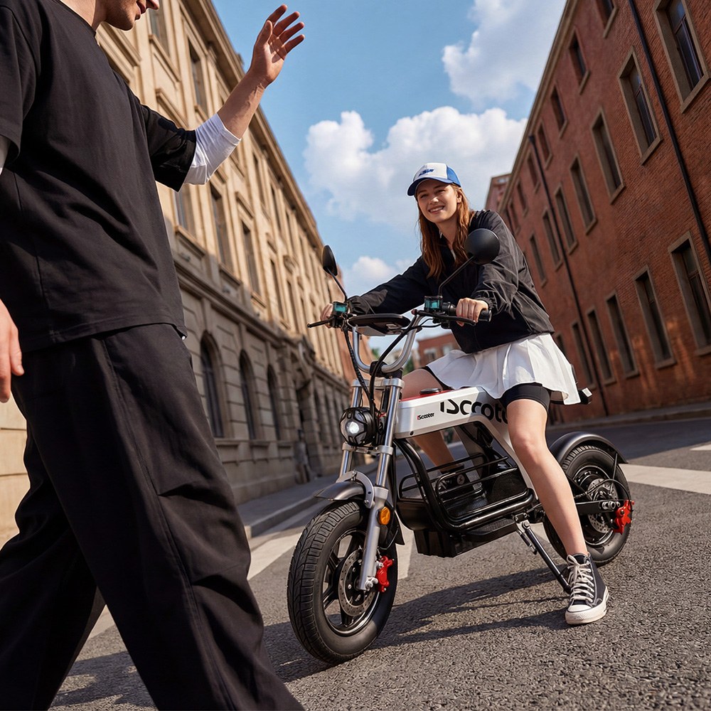 iScooter DX5Pro Electric Scooter 2000W Brushless Motor 60km/h Top Speed 52V 20Ah Battery Up to 100km Range 17